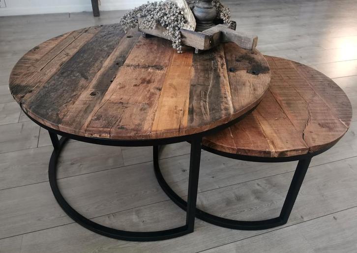 2 ronde industriële salontafeltjes, Huis en Inrichting, Tafels | Salontafels, Zo goed als nieuw, Minder dan 50 cm, 50 tot 100 cm