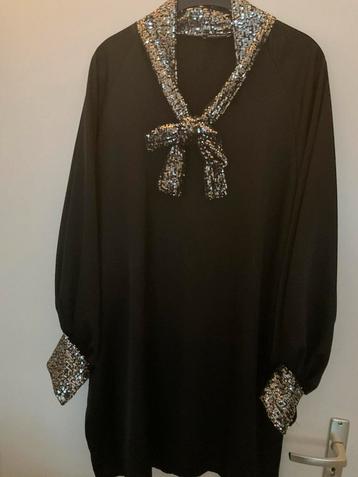 Dames tuniek / blouse zwart beschikbaar voor biedingen
