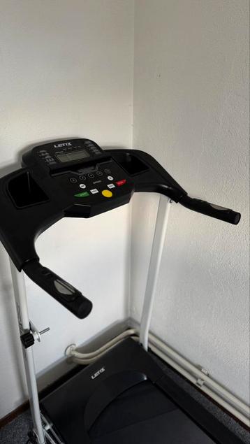 Loopband 'SpeedrunnerPro' in kleur wit beschikbaar voor biedingen
