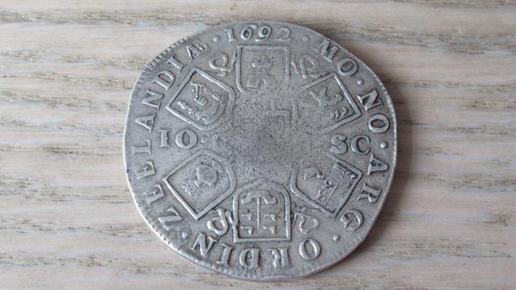 Zilveren dubbele Daalder van 60 stuiver 1692 Zeeland, Postzegels en Munten, Munten | Nederland, Losse munt, Overige waardes, Vóór koninkrijk