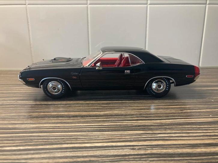 Dodge Challenger 1970, Hobby en Vrije tijd, Modelauto's | 1:18, Zo goed als nieuw, Auto, Overige merken, Ophalen of Verzenden