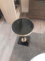 Small round tea side table, Minder dan 55 cm, Ophalen of Verzenden, Zo goed als nieuw, 60 cm of meer