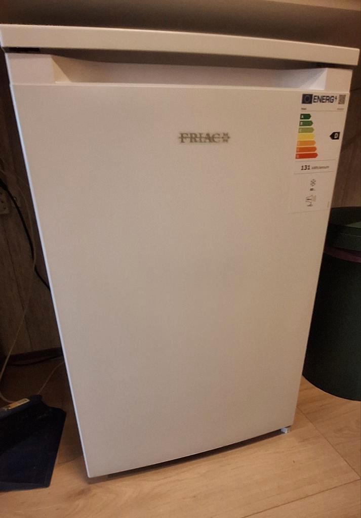 Tafel model vriezer., Witgoed en Apparatuur, Vriezers en Diepvrieskisten, Zo goed als nieuw, Vrijstaand, Vrieskast, Minder dan 85 cm