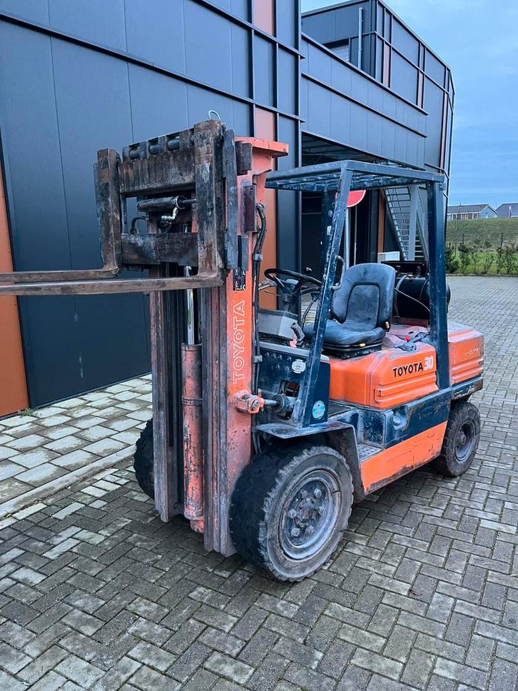 Toyota heftruck lpg 3 tonner, Zakelijke goederen, Machines en Bouw | Heftrucks en Intern transport, Heftruck, LPG, 3000 tot 4000 kg