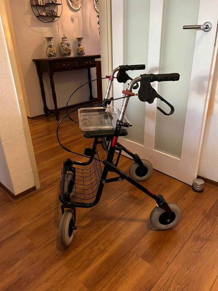 Premis provo rollator, Diversen, Rollators, Zo goed als nieuw, Opvouwbaar, Ophalen