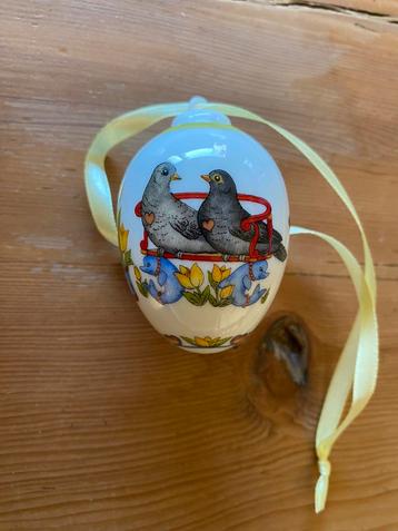 Hutschenreuther das ei 2012 beschikbaar voor biedingen