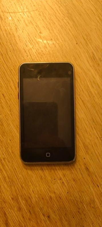 A1288 iPod touch  8gb beschikbaar voor biedingen