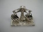 Zilveren Miniatuur Vrouw met 2 Vismanden uit ca. 1983, Verzenden, Zilver