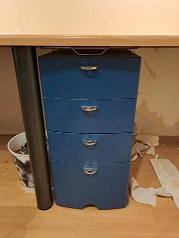Blauw badkamerkastje met 4 lades beschikbaar voor biedingen