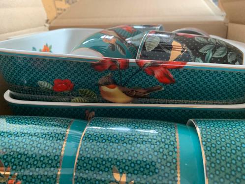 Te koop nieuw Pip studio servies Winterwonderland, Huis en Inrichting, Keuken | Servies, Nieuw, Bord(en), Overige stijlen, Porselein