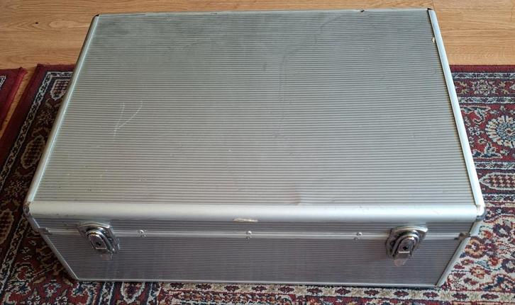 Aluminium Opbergkoffer voor CD/DVD/Blu-ray - 1000 discs, Muziek en Instrumenten, Behuizingen en Koffers, Gebruikt, Overige instrumenten