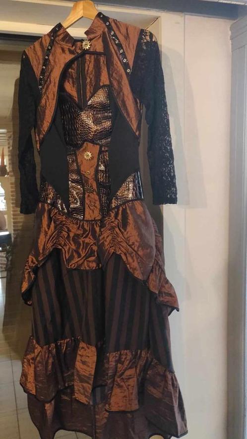 carnaval of theater steampunk kleed, Hobby en Vrije tijd, Kostuums, Theaterbenodigdheden en LARP, Zo goed als nieuw, Pak of Jurk