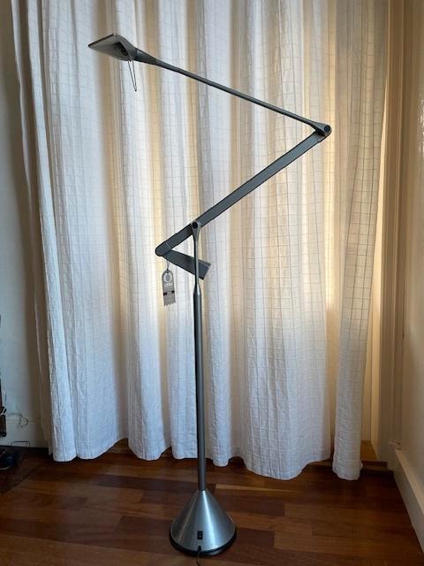staande lamp Lumina Zelig, Huis en Inrichting, Lampen | Vloerlampen, Gebruikt, 150 tot 200 cm, Metaal, Ophalen