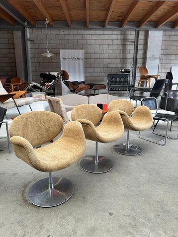 Artifort Little Tulip chair by Pierre Paulin (set van 4) beschikbaar voor biedingen