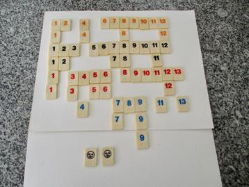 RUMMIKUB losse kleine stenen Goliath joker en losse plankjes beschikbaar voor biedingen