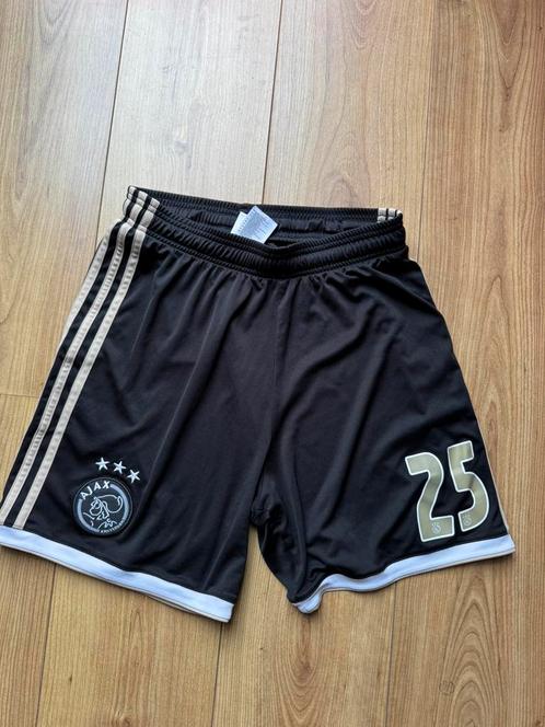 Voetbalbroekje Kasper Dolberg Ajax 2018/19, Kleding | Heren, Sportkleding, Zo goed als nieuw, Voetbal, Maat 46 (S) of kleiner
