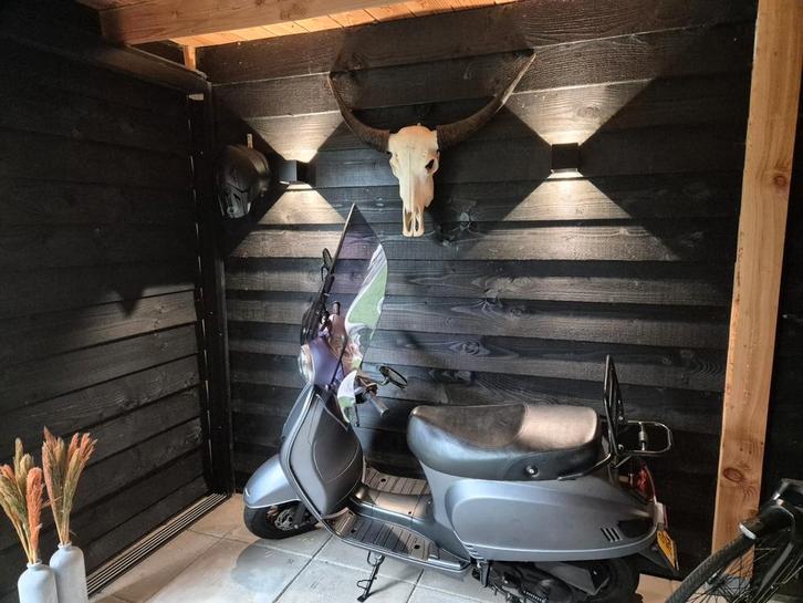 Scooter turbho 50cc inc 2 helmen, Fietsen en Brommers, Scooters | Overige merken, Nieuw, Benzine, Ophalen