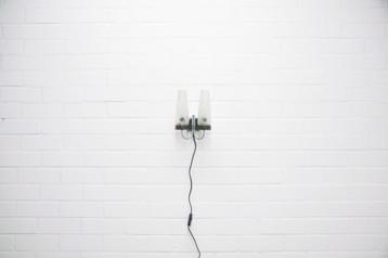 chromen vintage wandlamp glas & hout beschikbaar voor biedingen