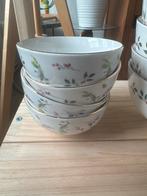 Set van 4 schaaltjes kerst, Huis en Inrichting, Keuken | Servies, Ophalen, Zo goed als nieuw, Kom(men), Overige stijlen