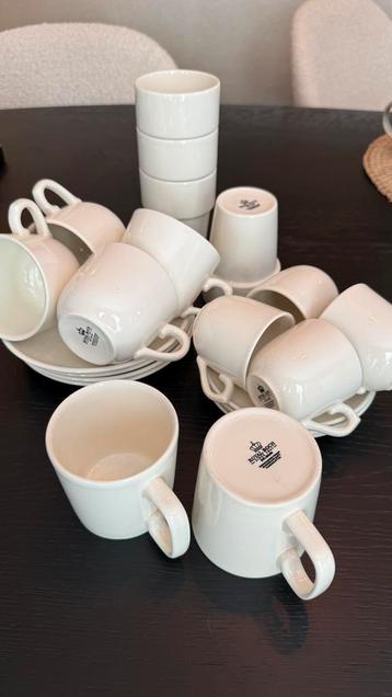 Royal Boch kitchen kopjes en schalen ecru -origineel beschikbaar voor biedingen