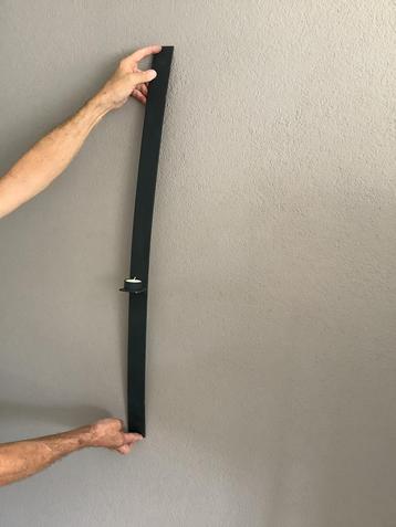 Waxinelichthouders voor montage aan de muur beschikbaar voor biedingen