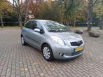Toyota Yaris 1.3 16V Vvt-i 3DR 2007 Orgineel NL Airco NAP, Auto's, Voorwielaandrijving, Stof, Zwart, 4 cilinders