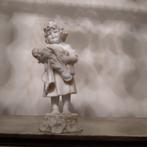 Prachtig biscuit beeldje meisje, Ophalen