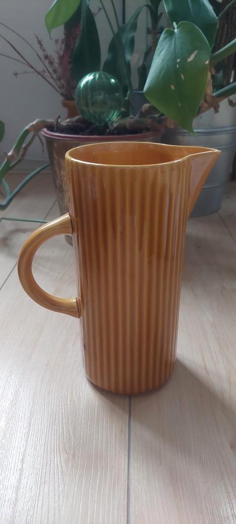 Retro Huizen Holland schenkkan, Huis en Inrichting, Keuken | Servies, Zo goed als nieuw, Overige typen, Overige stijlen, Keramiek