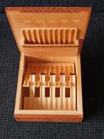 Sigaretten houder voor op tafel hout, Antiek en Kunst, Ophalen of Verzenden