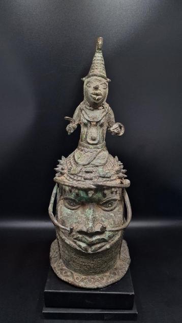 HERDENKINGS BRONZEN OBA-HOOFD IFE BINI EDO - NIGERIA 42cm beschikbaar voor biedingen