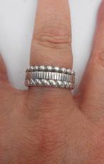 Mooie zilveren Esprit ring ringmaat 18.75 nr.039