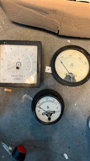 Ampere/ volt/ tank meter voor de bood vintage beschikbaar voor biedingen