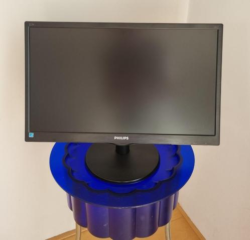Philips LCD Monitor 223V5LHSB/00, Computers en Software, Monitoren, Zo goed als nieuw, 60 Hz of minder, HDMI, VGA, Kantelbaar