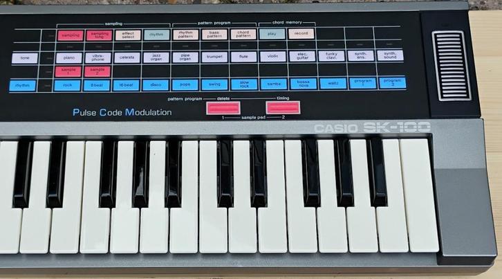 vintage en goed werkend-Casio SK-100 sampling keyboard., Muziek en Instrumenten, Samplers, Gebruikt, Ophalen of Verzenden