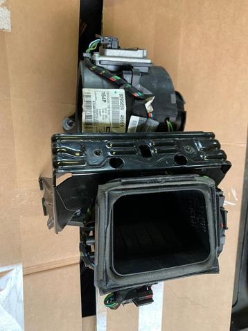 Mercedes-Benz ML W164 kachelventilator achter A1648300008466 beschikbaar voor biedingen