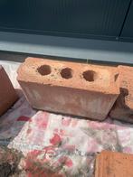 Baksteen 60 + stuks Poriso stuc lijmblokken 3,5 m2 metsel, Doe-het-zelf en Verbouw, Ophalen of Verzenden, Zo goed als nieuw, Bakstenen