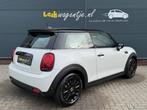 Mini Mini Electric Classic 33 kWh *nanuq white *leer *stoelv, Auto's, Mini, Gebruikt, 33 kWh, 4 stoelen, Wit