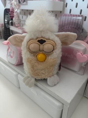 Vintage Furby Lamb 1999 - FRANS beschikbaar voor biedingen