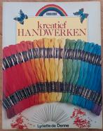 Kreatief Handwerken-Lynette de Denne 1982 vintage, Ophalen of Verzenden, Zo goed als nieuw, Patroon