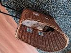 Te koop rieten mand voor een hond, Ophalen, Gebruikt