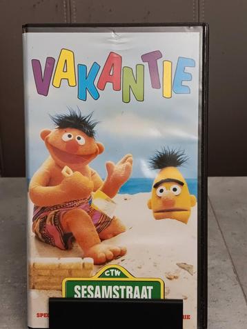 Sesamstraat vhs beschikbaar voor biedingen