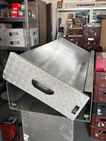 RVS lade voor gereedschap bedrijfsauto beschikbaar voor biedingen