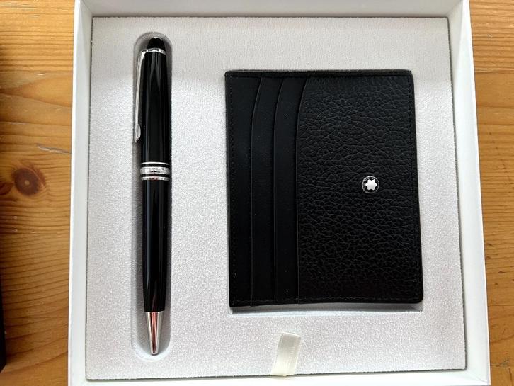Mont Blanc Meisterstuck balpen en creditcardhouder NIEUW, Verzamelen, Pennenverzamelingen, Nieuw, Balpen, Mont Blanc, Met doosje