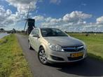 Opel Astra 1.8 Cosmo Benzine Automaat *boekjes* Lange apk*, 1203 kg, Gebruikt, Zwart, Origineel Nederlands