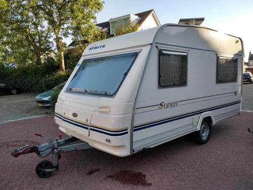 nette sprite super 390TD caravan 4 persoons, Caravans en Kamperen, Caravans, Particulier, tot en met 4, 500 - 750 kg, Standaardzit