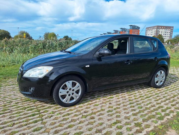 Kia (Pro) Cee d 1.6 Cvvt 2007 Zwart, Auto's, Kia, Particulier, (Pro) Cee d, Benzine, B, Hatchback, Handgeschakeld, Origineel Nederlands