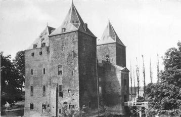 (300-115-011) Gorinchem Slot Loevestein beschikbaar voor biedingen