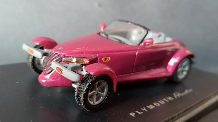 Plymouth Prowler 1:43 Universal Hobbies Pol, Hobby en Vrije tijd, Modelauto's | 1:43, Nieuw, Auto, Universal Hobbies, Verzenden
