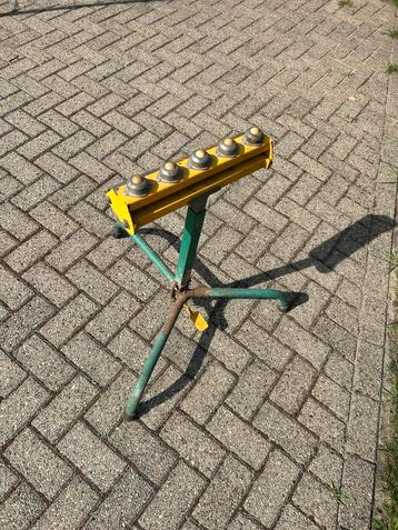 Ouderwetse Rollenbok - Gereedschap beschikbaar voor biedingen