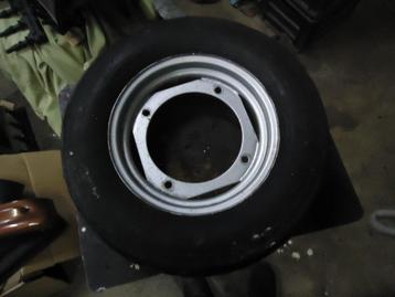 Mooie Heinkel scooter velg nieuw gespoten 85 euro beschikbaar voor biedingen